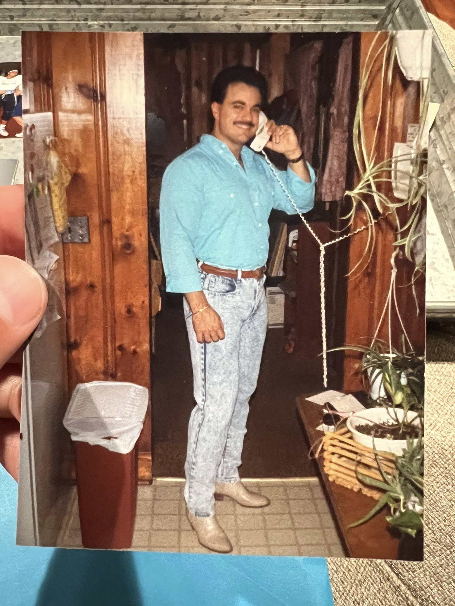 Dr. Anthony Camarata